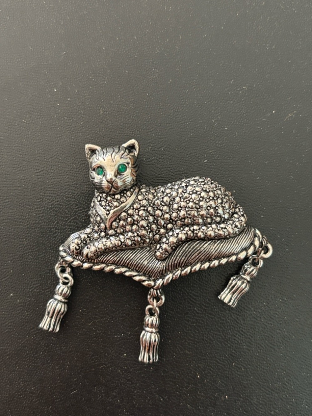 Avon Silver-Tone Cat Brooch with Green Eyes on Cushion